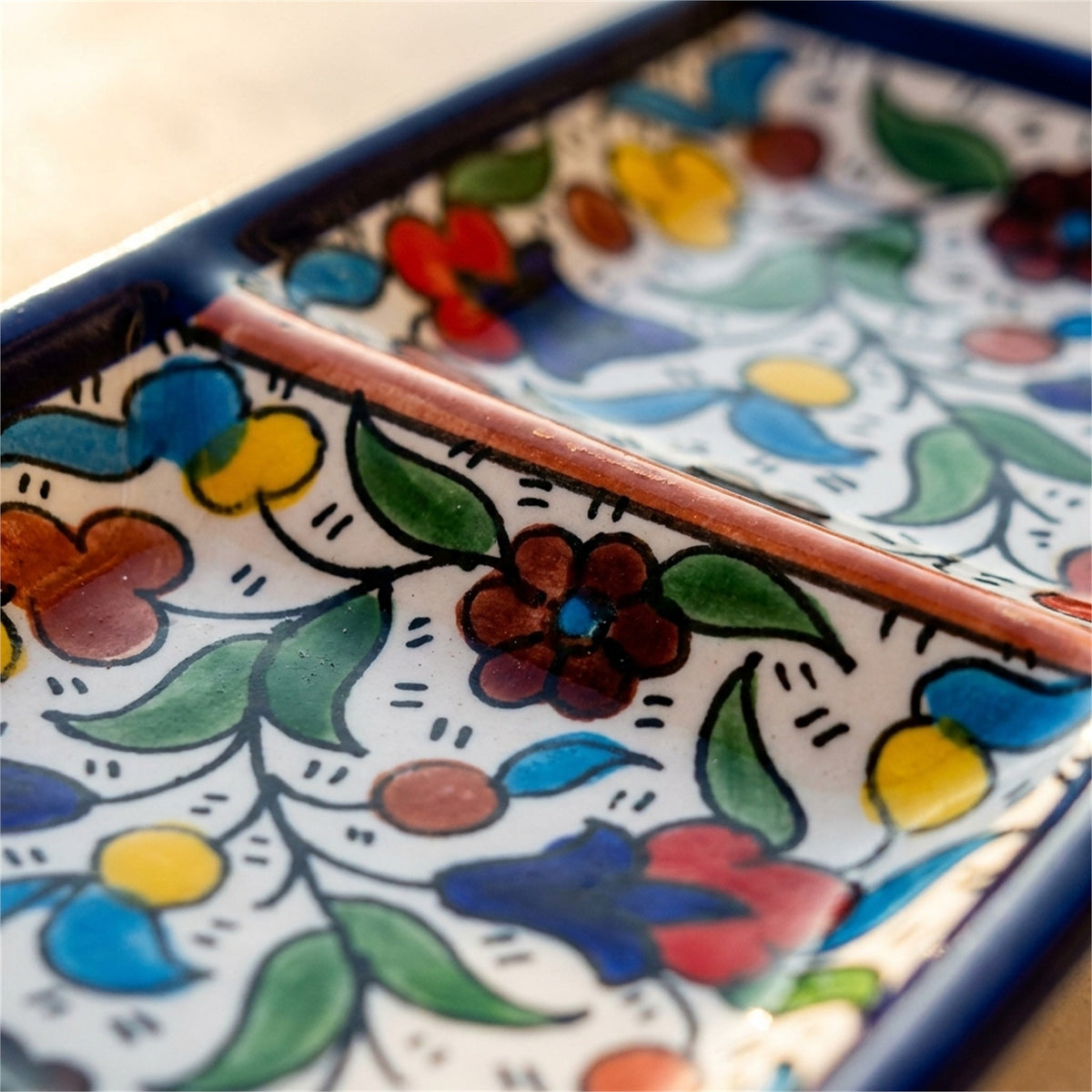 2-Section Rectangular Serving Tray 6.3 Inch in Floral, close-up of the hand-painted detail