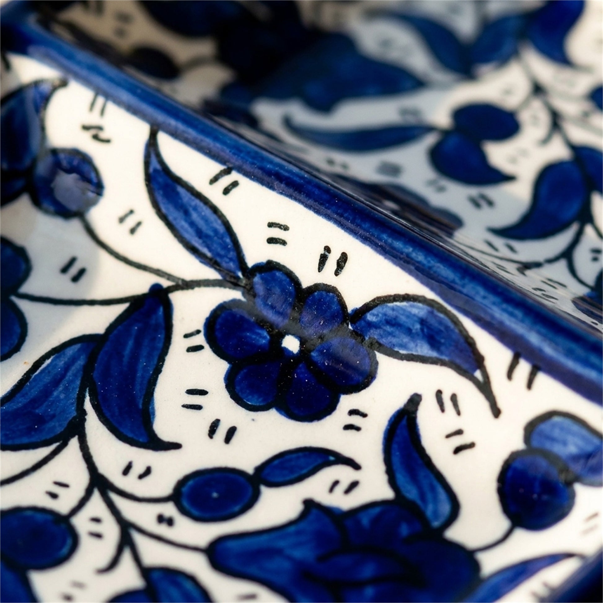 2-Section Rectangular Serving Tray 6.3 Inch in Indigo, close-up of the hand-painted detail