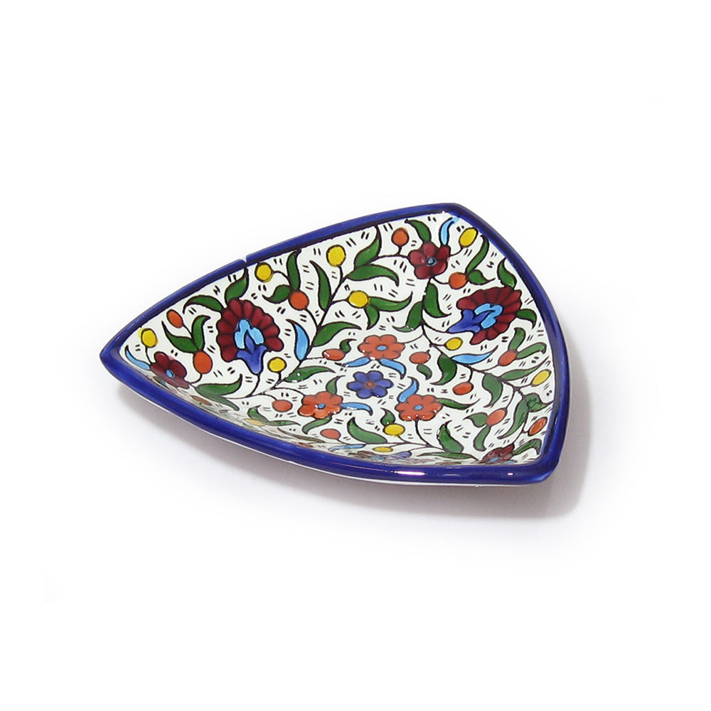 Tringle Dish 16 cm - handmade Hebron ceramic